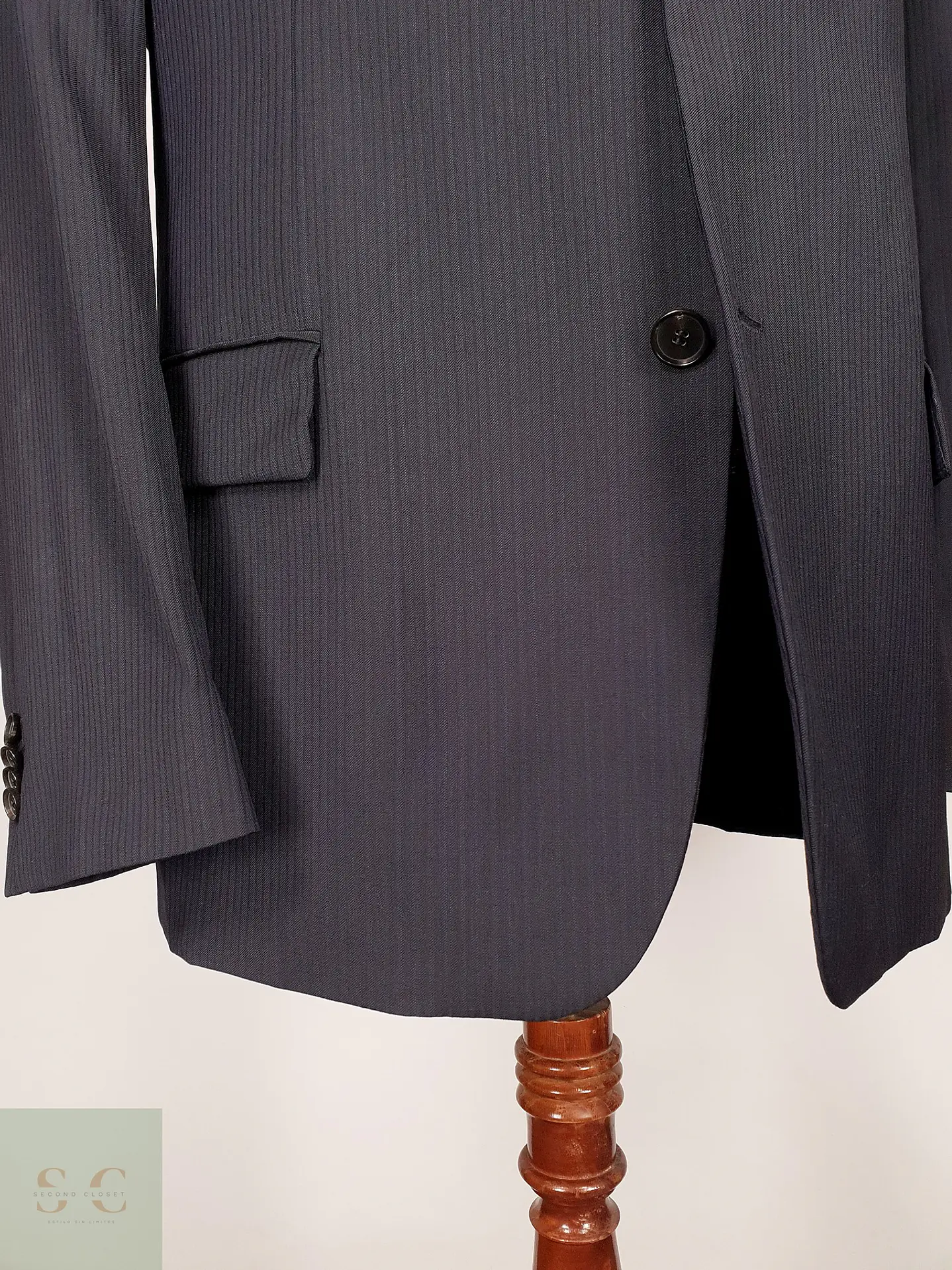 Blazer Hugo Boss Azul Negro Rayas – Tessitura Biella – 100% Lana Virgen – Talla XL 8