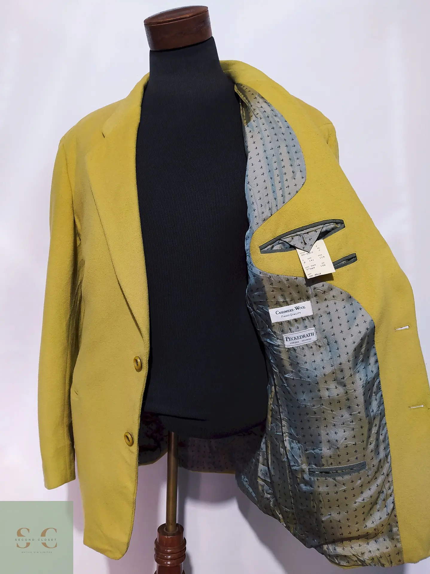 Blazer Hugo Boss lana y cashmere Mostaza TALLA 2XL 3