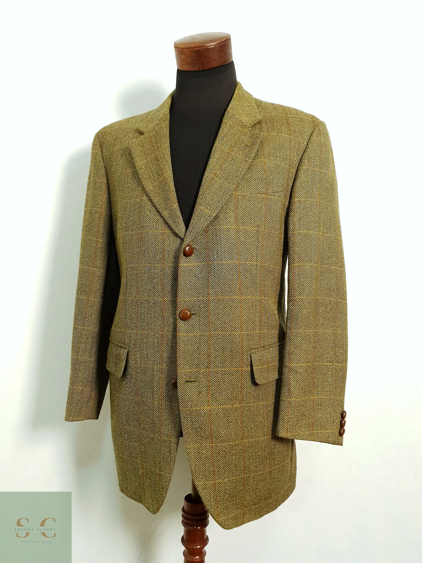 Blazer de Lana Virgen en Tejido Espiga Camel Toyner Talla L/XL 4