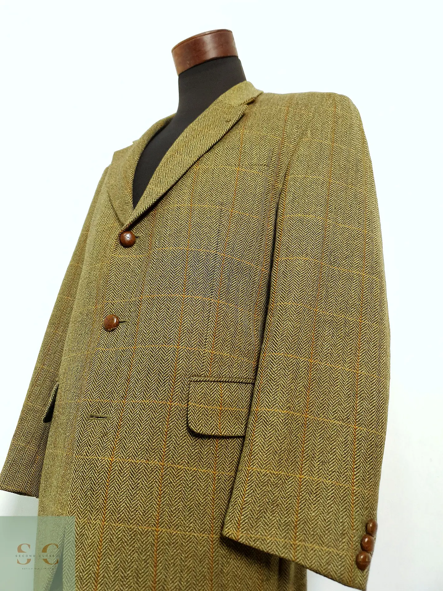 Blazer de Lana Virgen en Tejido Espiga Camel Toyner Talla L/XL 5