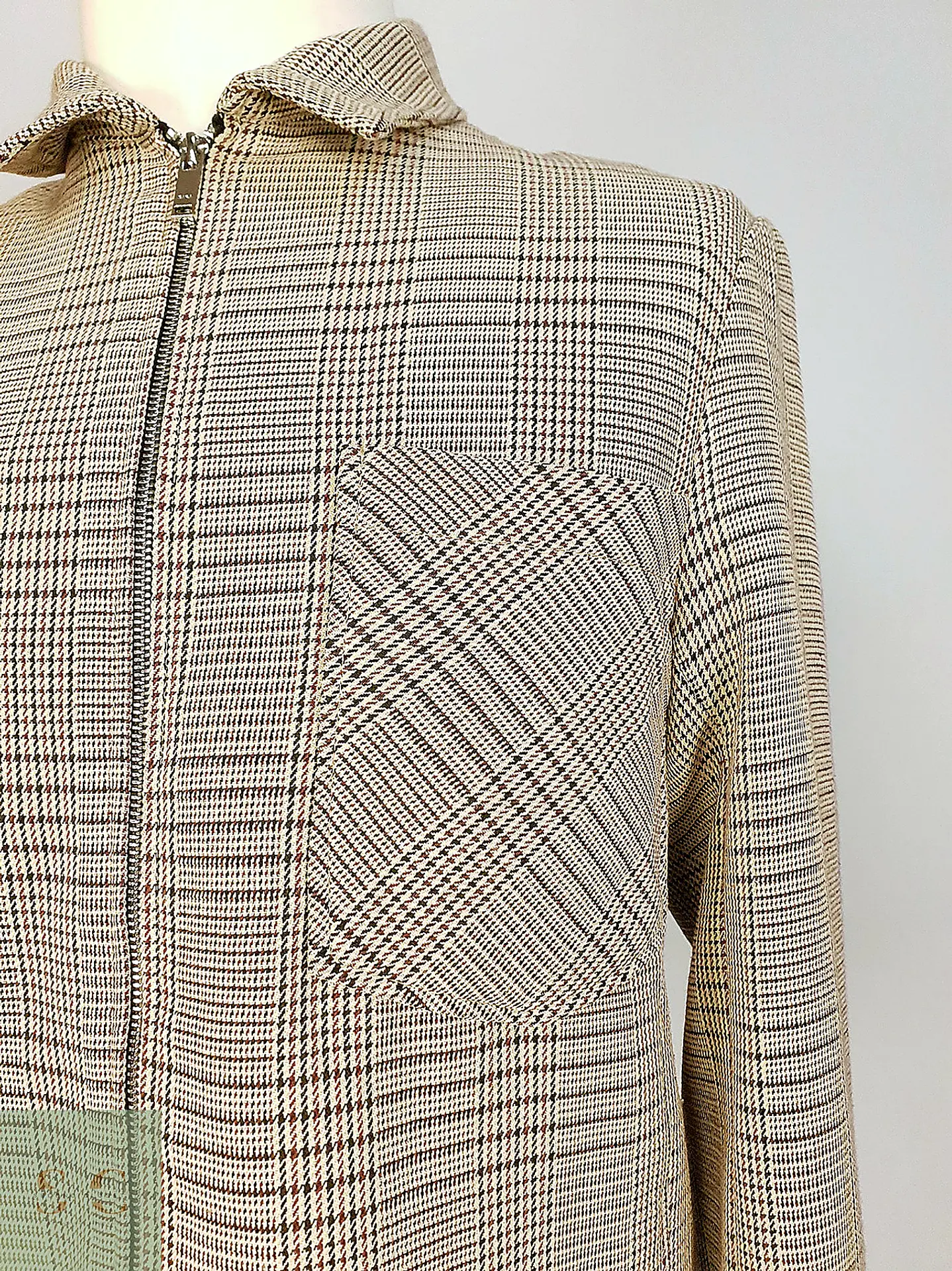 Chaqueta Corta Blouson en Cuadrillé Beige Zara Talla M 7