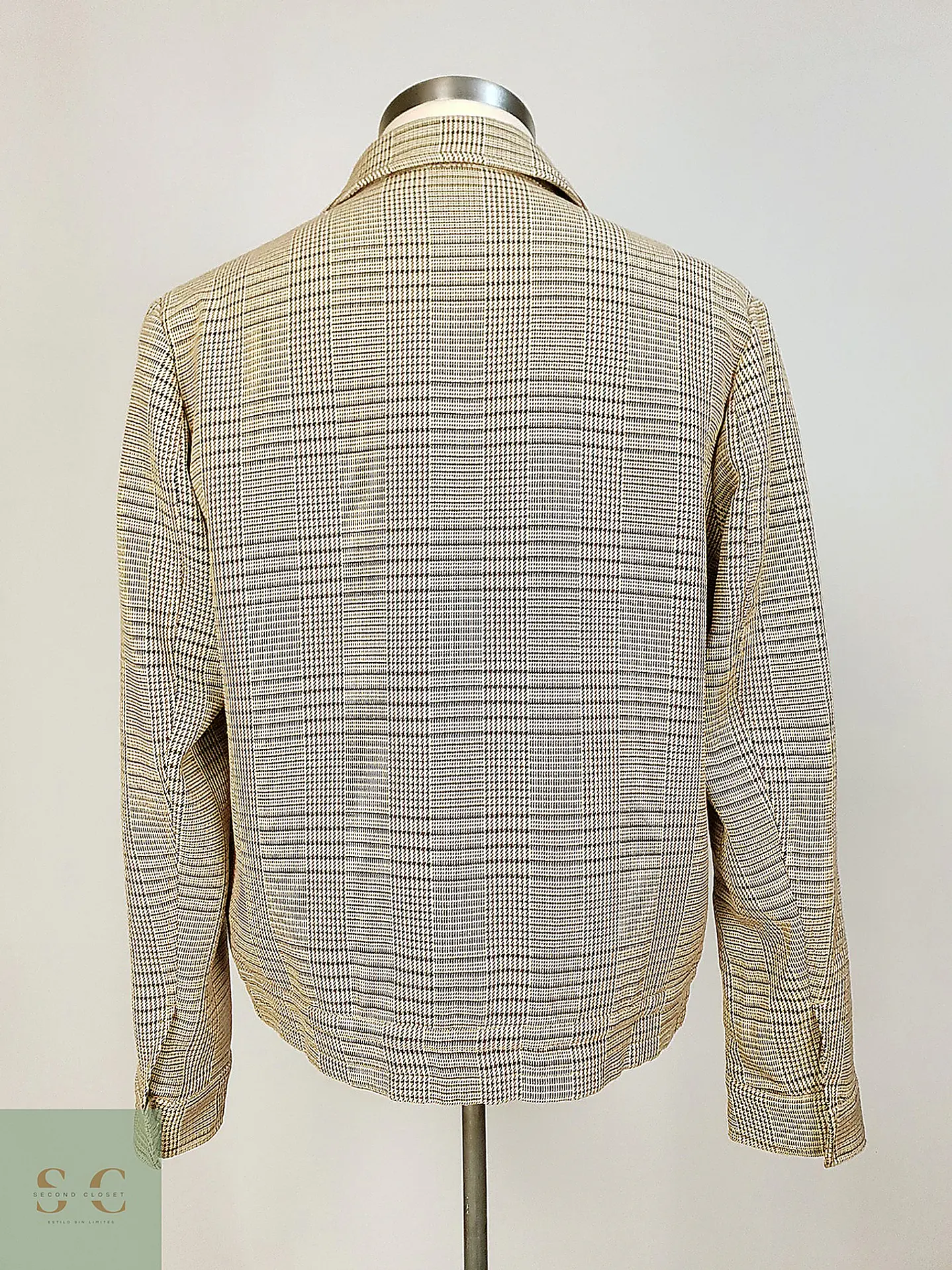 Chaqueta Corta Blouson en Cuadrillé Beige Zara Talla M 13