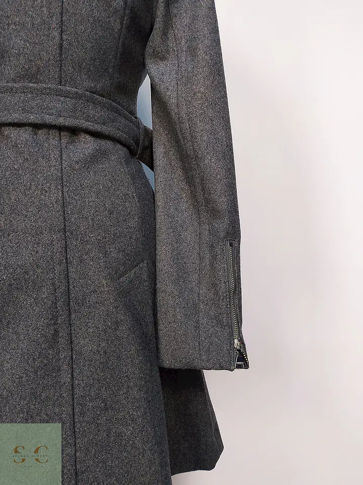 Abrigo Cruzado con Cinturón Express Talla S 16