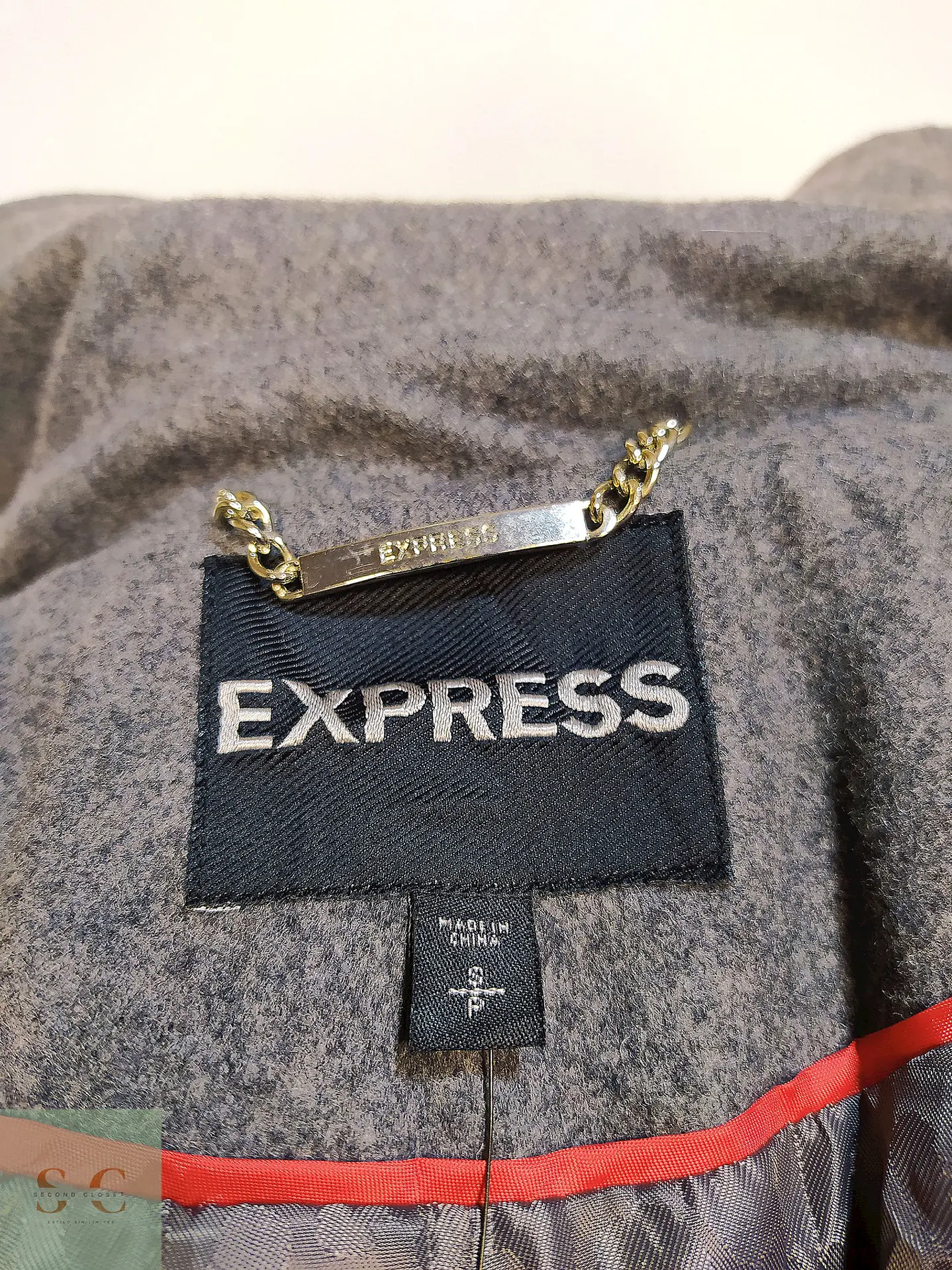 Abrigo Cruzado con Cinturón Express Talla S 19
