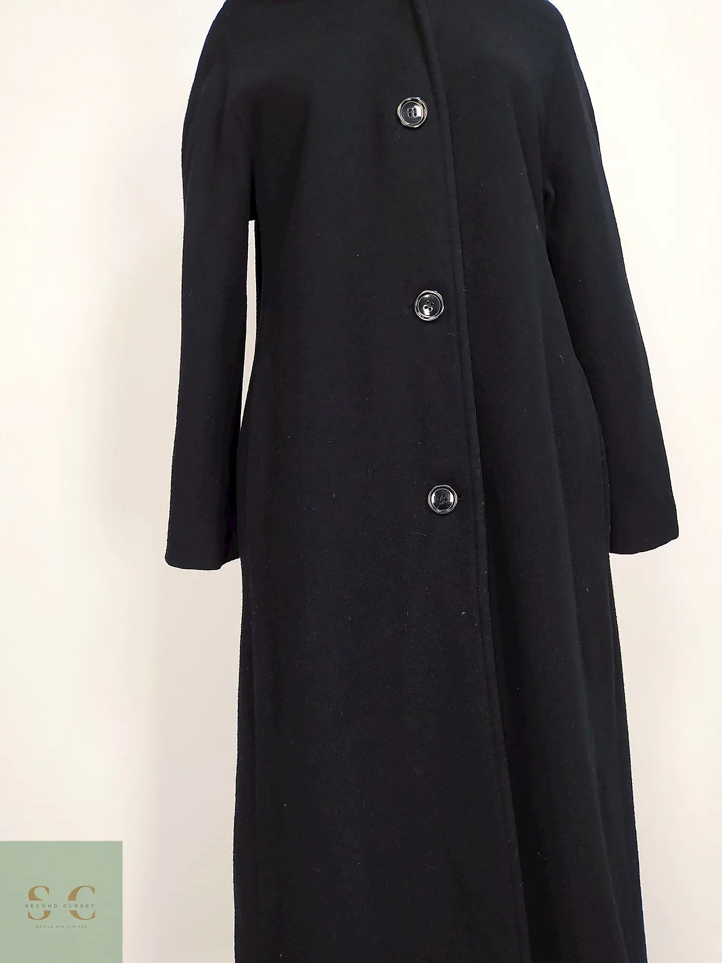 Abrigo Largo Minimalista con Capucha Talla SM 5