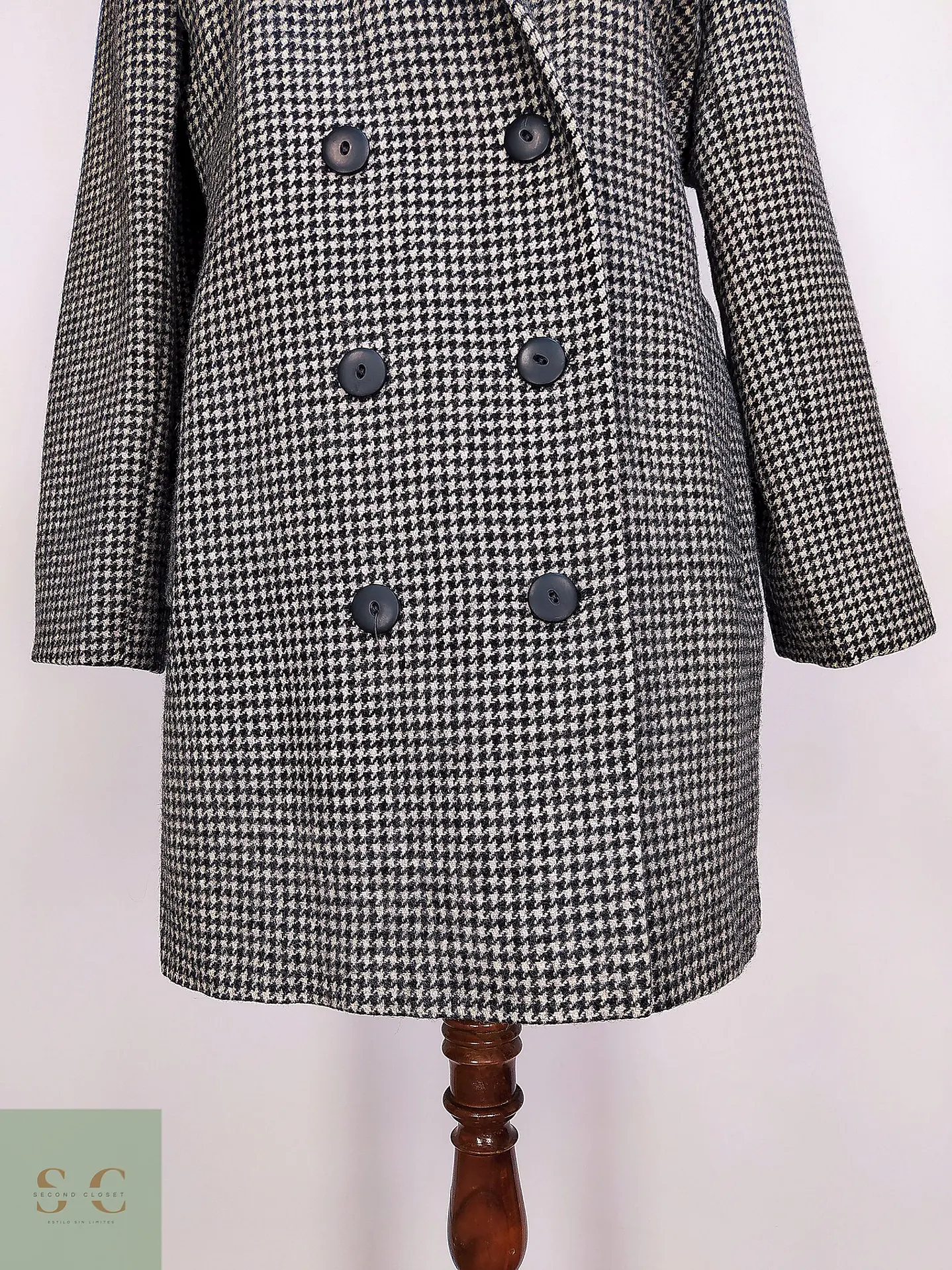 Abrigo Cruzado de Lana en Pata de Gallo Alorna Dillard's Talla L 4
