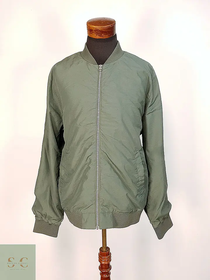 Chaqueta Bomber Ligera Utility H&M Talla XL 2
