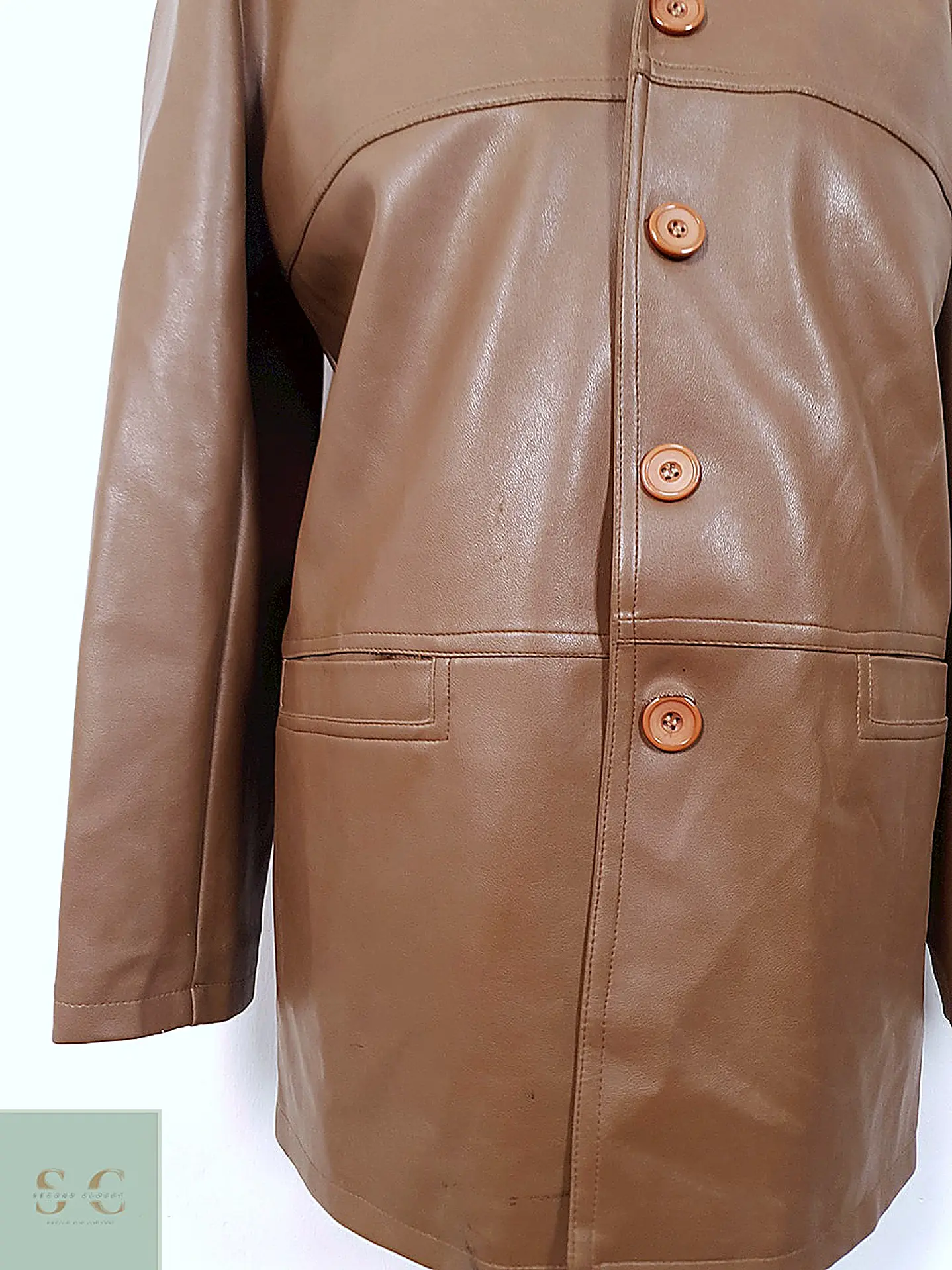 Chaqueta Recta Minimalista en Ecocuero Talla L/XL 5