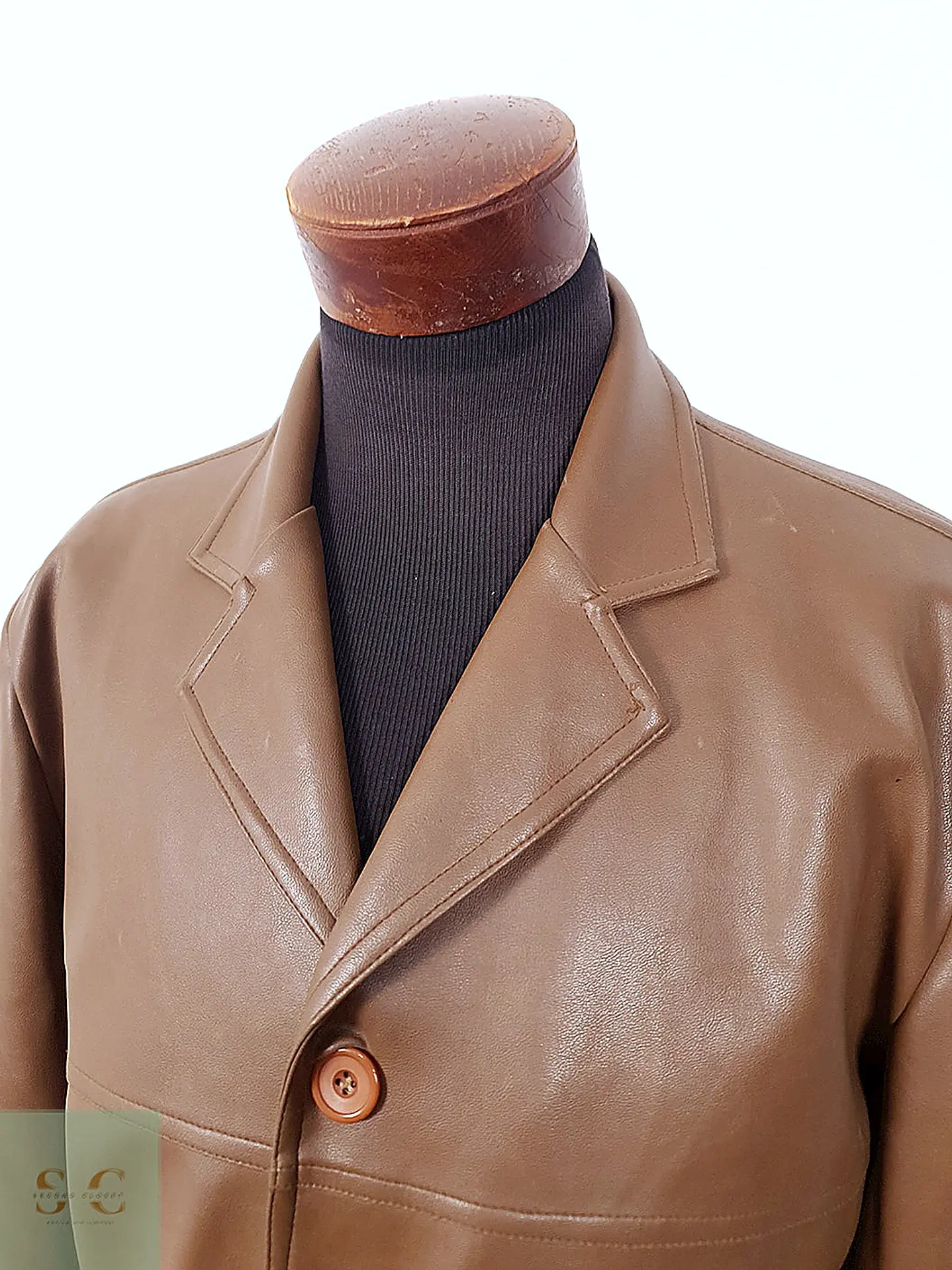 Chaqueta Recta Minimalista en Ecocuero Talla L/XL 8