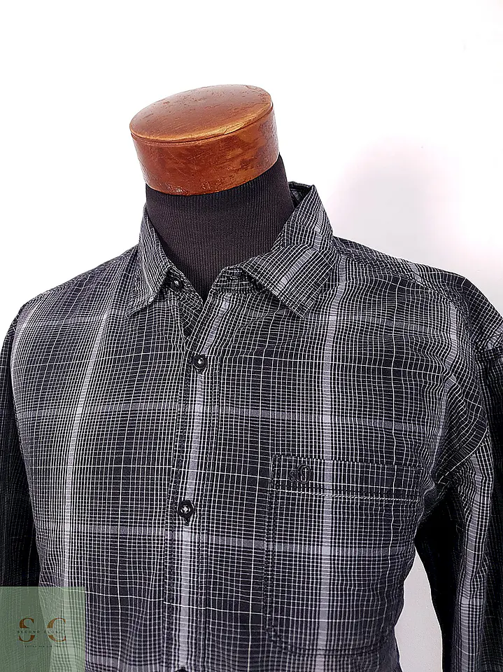 Camisa Casual a Cuadros Tonalidad Plomo s.Oliver Talla XL 4