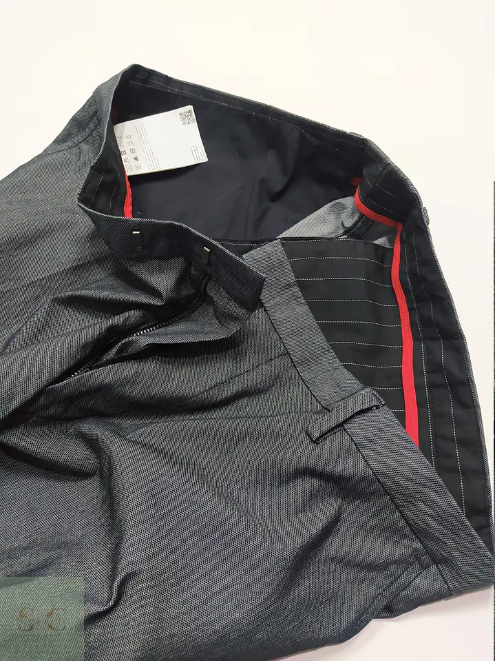 Pantalón Sastre de Algodón Estructurado Hugo Boss Talla XL (48) 4