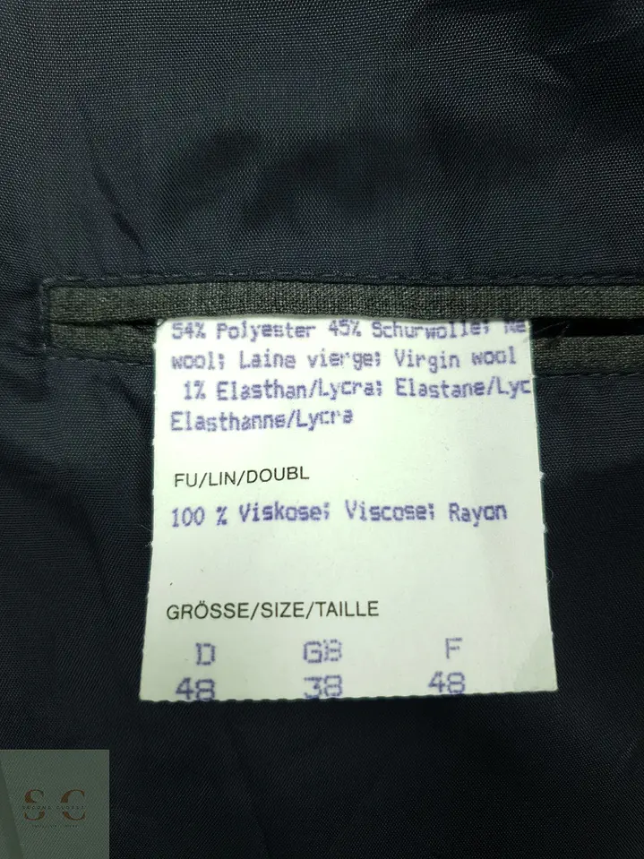 Blazer Sastre Gris de Cuatro Botones Barisal Talla L 6