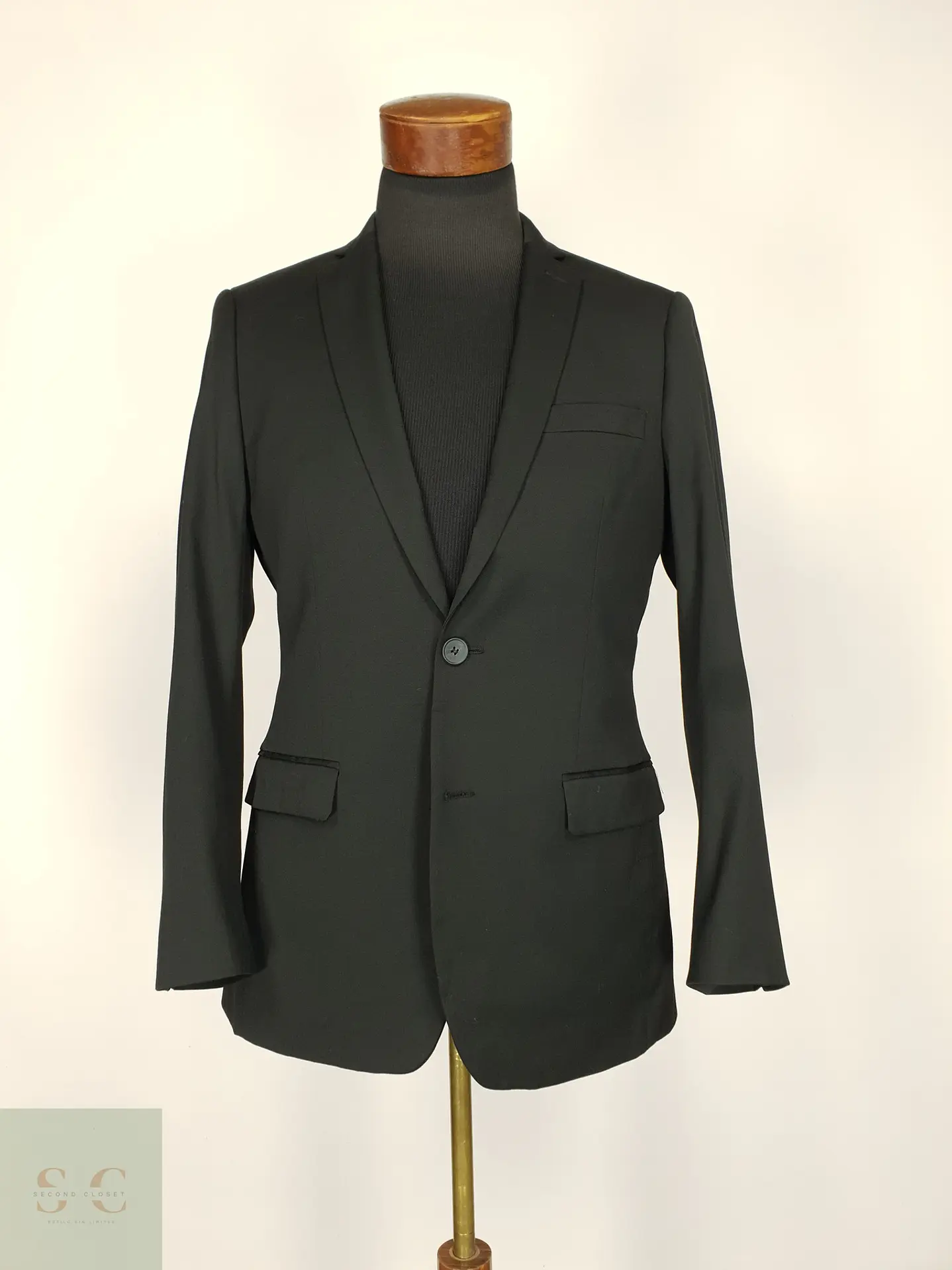 Blazer Formal de Dos Botones Thomas Goodwin Talla S 2