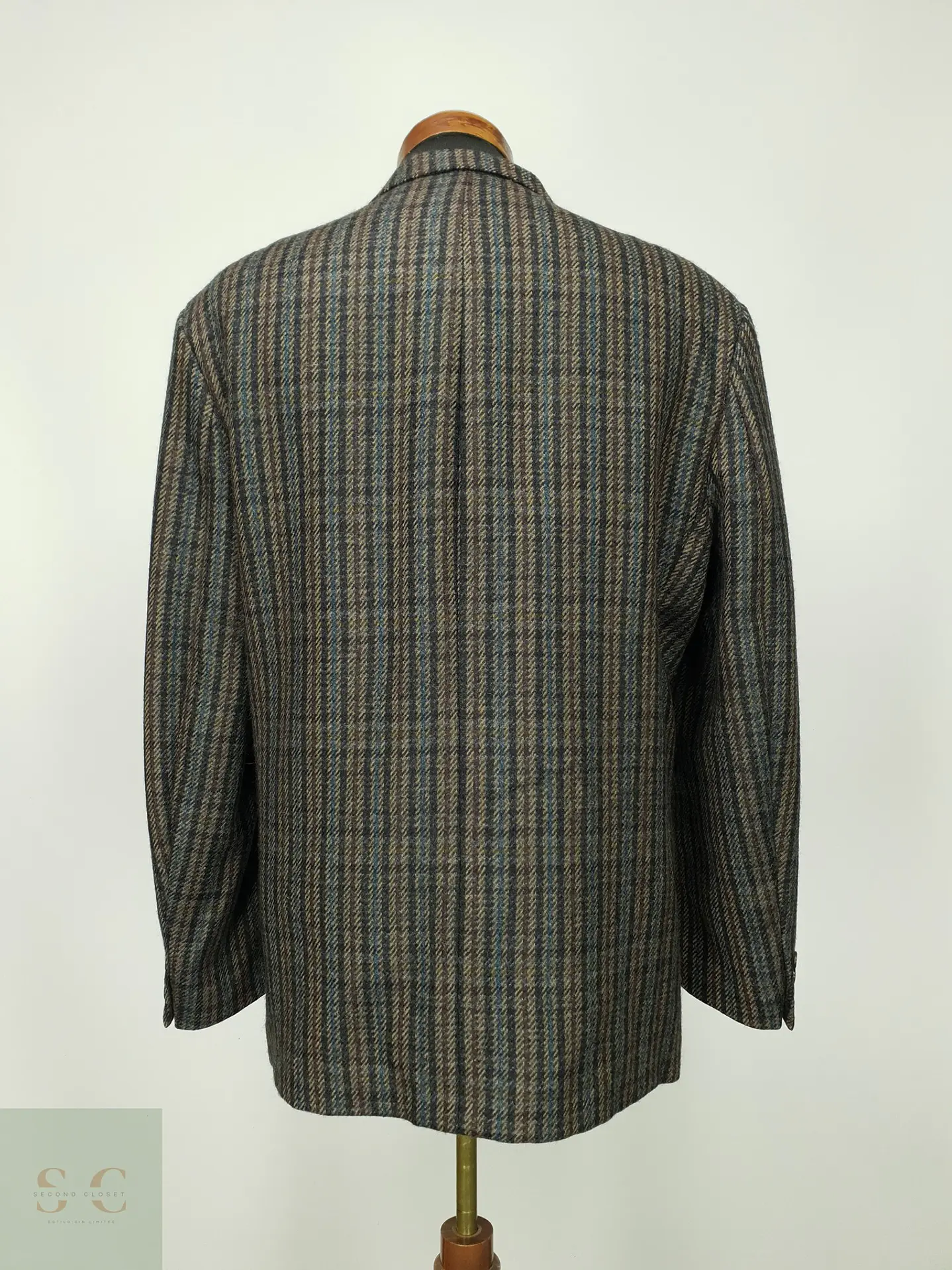 Blazer de Tweed en Pura Lana Virgen Talla XL/XXL 9