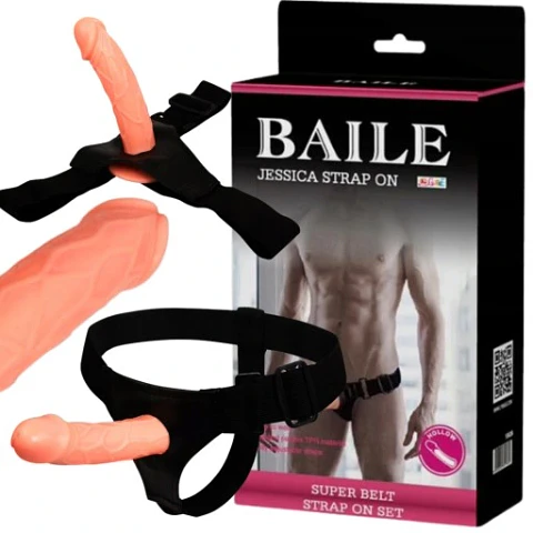 Arnés con Dildo Hueco