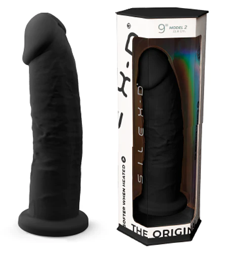 Dildo Realistico Modelo 2  Negro 9" ( 22,8 cms )