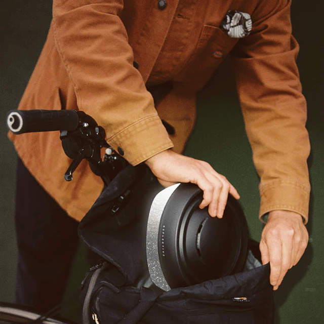 Business Loop Black Reflective Silver