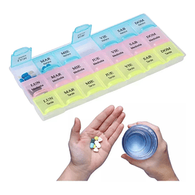 Pastillero semanal con 3 compartimentos diarios – mañana, tarde y noche