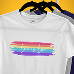 Camiseta Love is Love