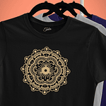 Camiseta Mandala Dorada