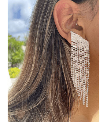 Brinco Ear Cuff com Zircônias Branca Banhado a Prata 