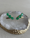 Brinco Ear Cuff com Cristais Esmeralda, banhado a ouro. 