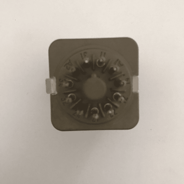 Relés Kuhnke - UF3F-24VDCN 4