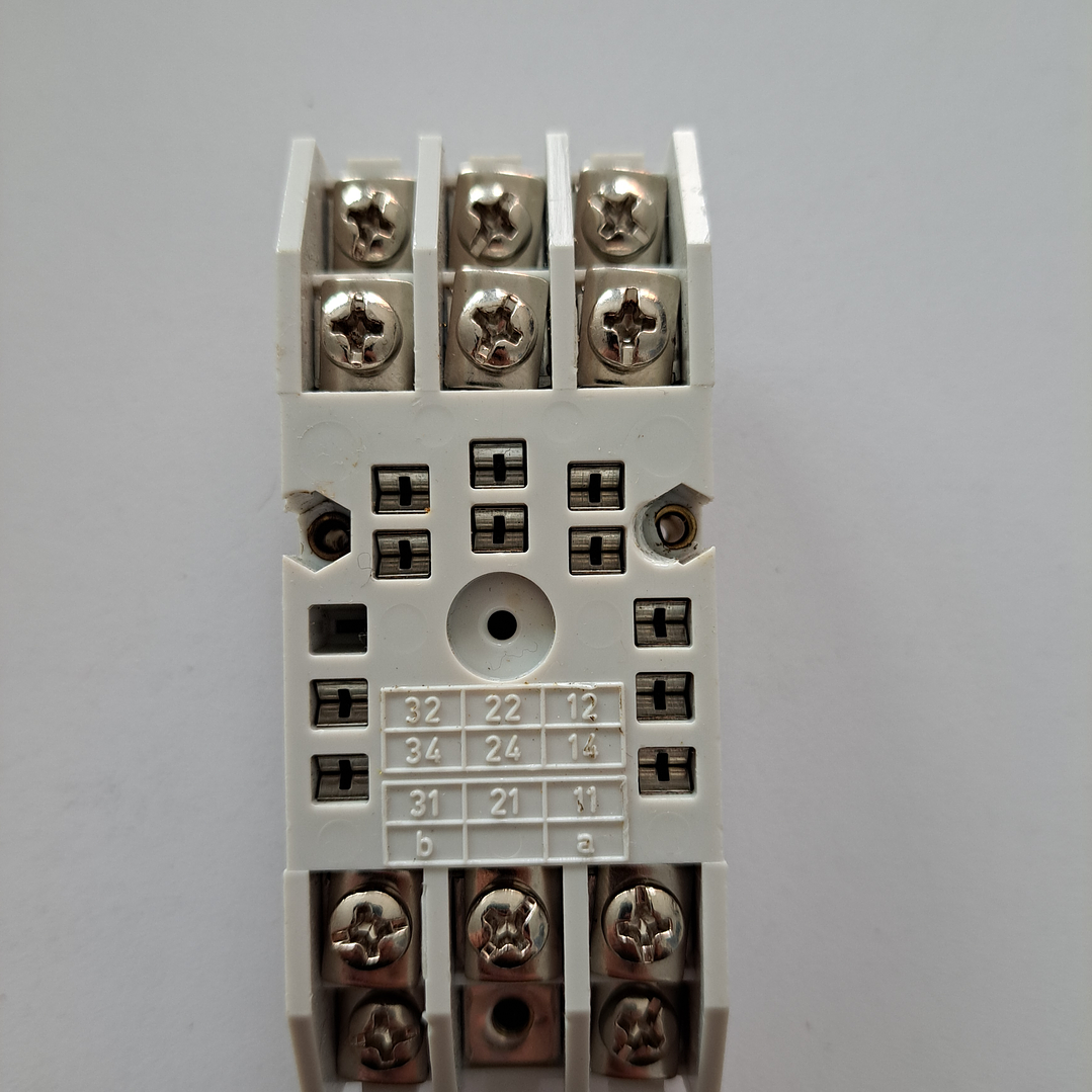 Bases Kuhnke - Z352.02 3