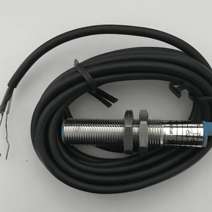 Sensor Inductivo Roboteck - IPS-12P0C2B 1