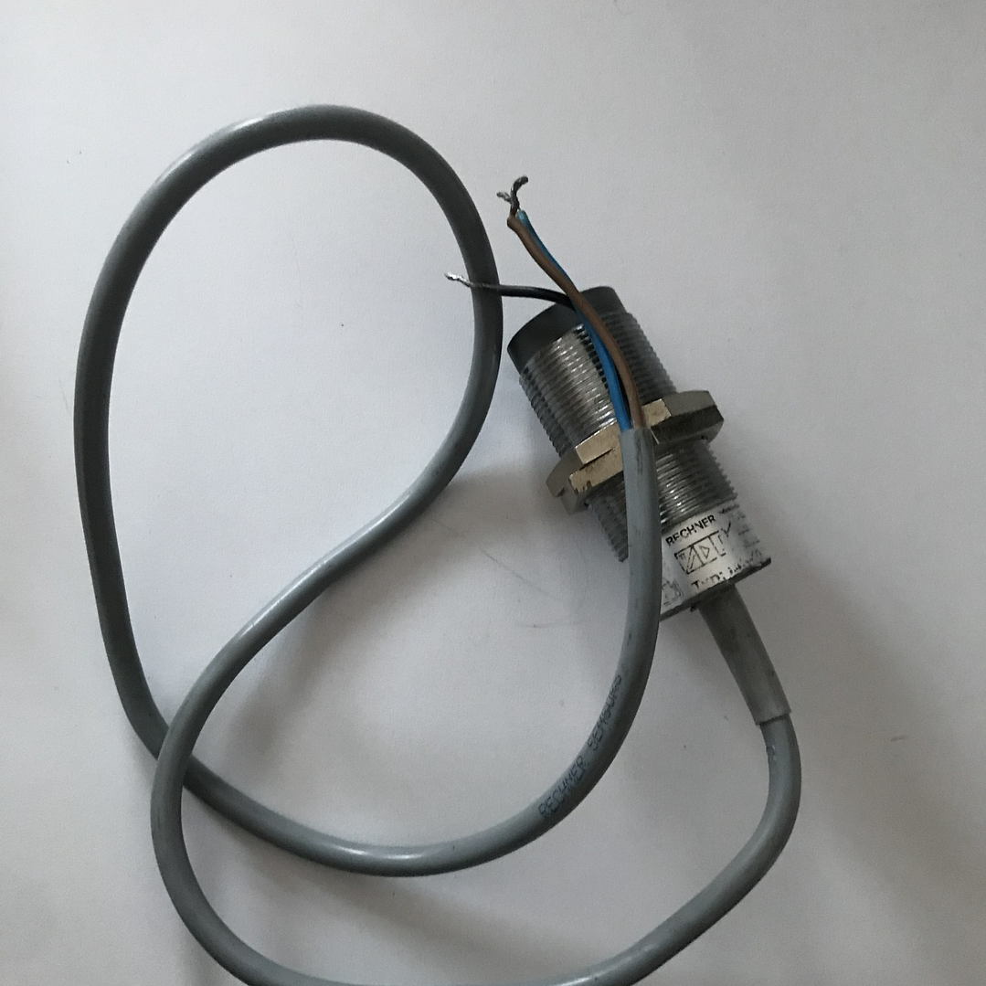 Sensor Inductivo RECHNER - IAS/0-A24-S 1