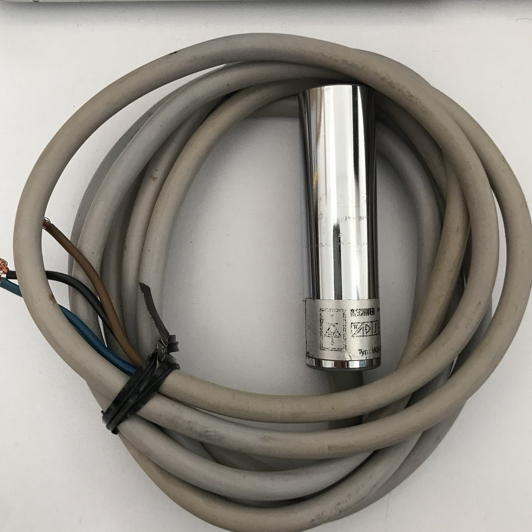 Sensor Inductivo RECHNER - IAS-20-20-S 1