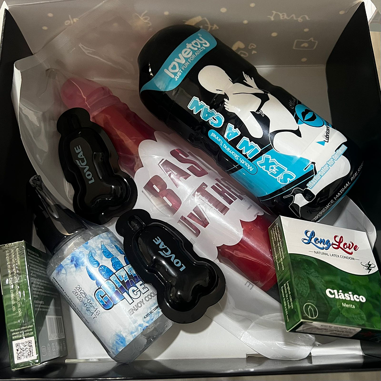 CAJA SAN VALENTIN (MASTURBADOR + DILDO + LUBRICANTE) 1