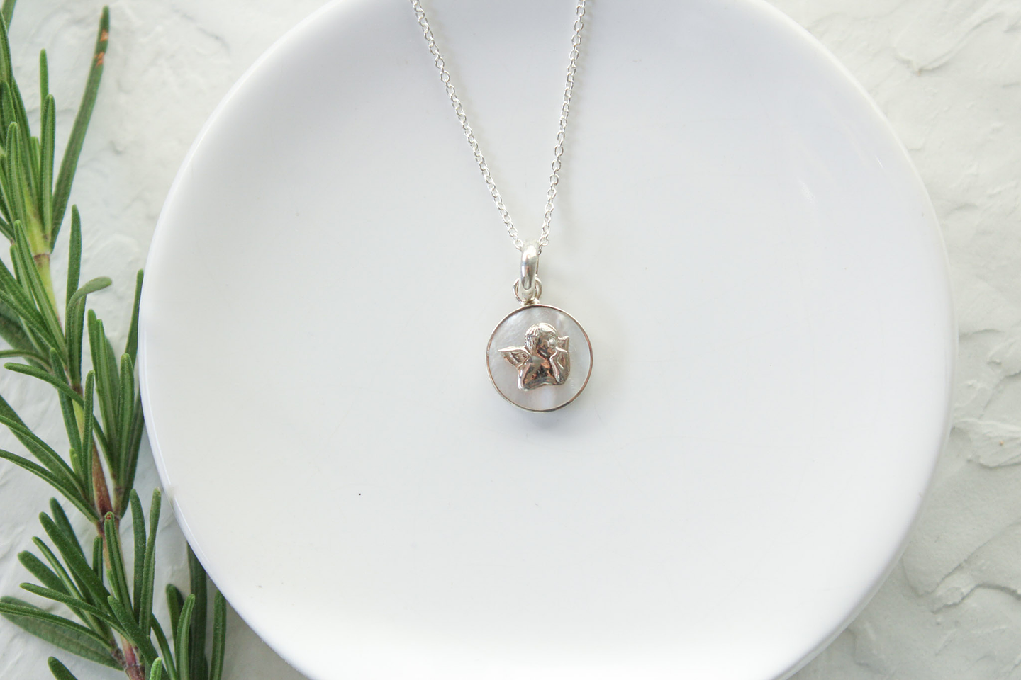 Collar Querubín con nácar 1