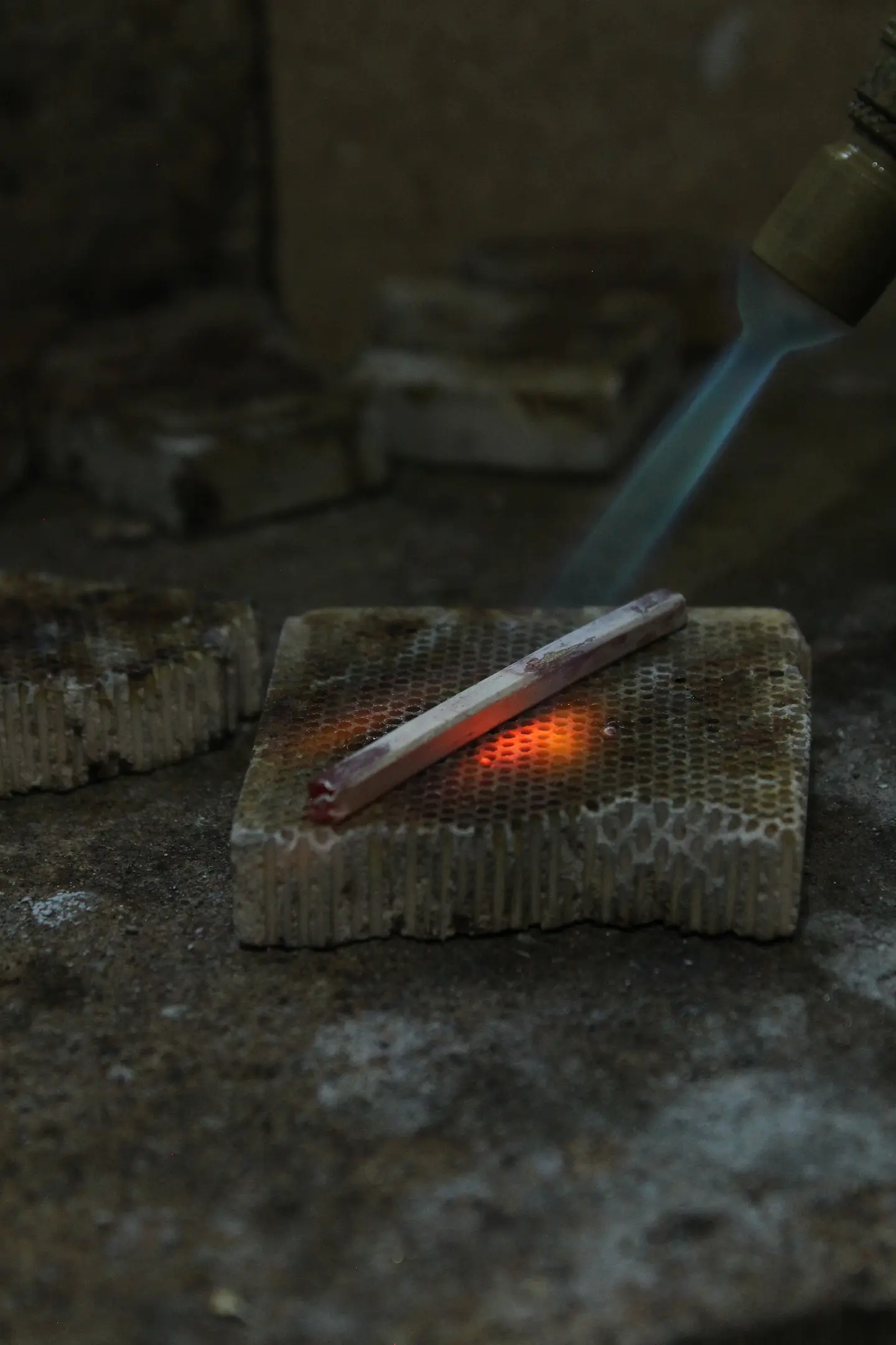 Hecho a pedido, con intención