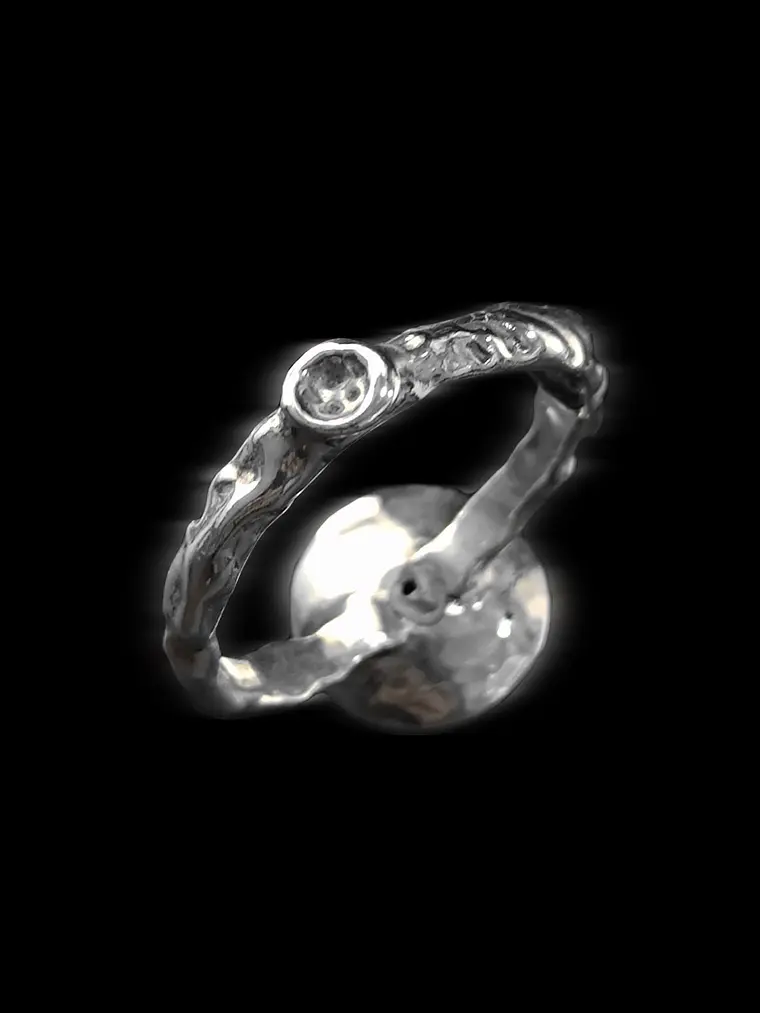 Anillo Lentil de Plata con Zafiro  3