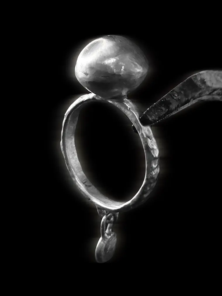 Anillo Lentil de Plata y Charm de Moneda L 2