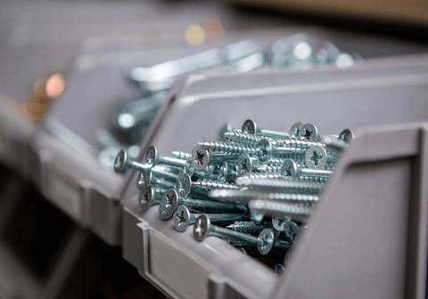 Serralharia e Armazém de Peças e Acessórios