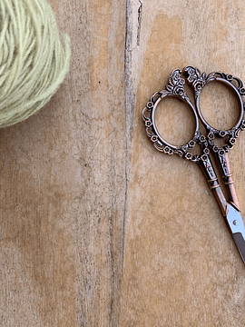 Victorian Embroidery Scissors | Tesoura de Bordar
