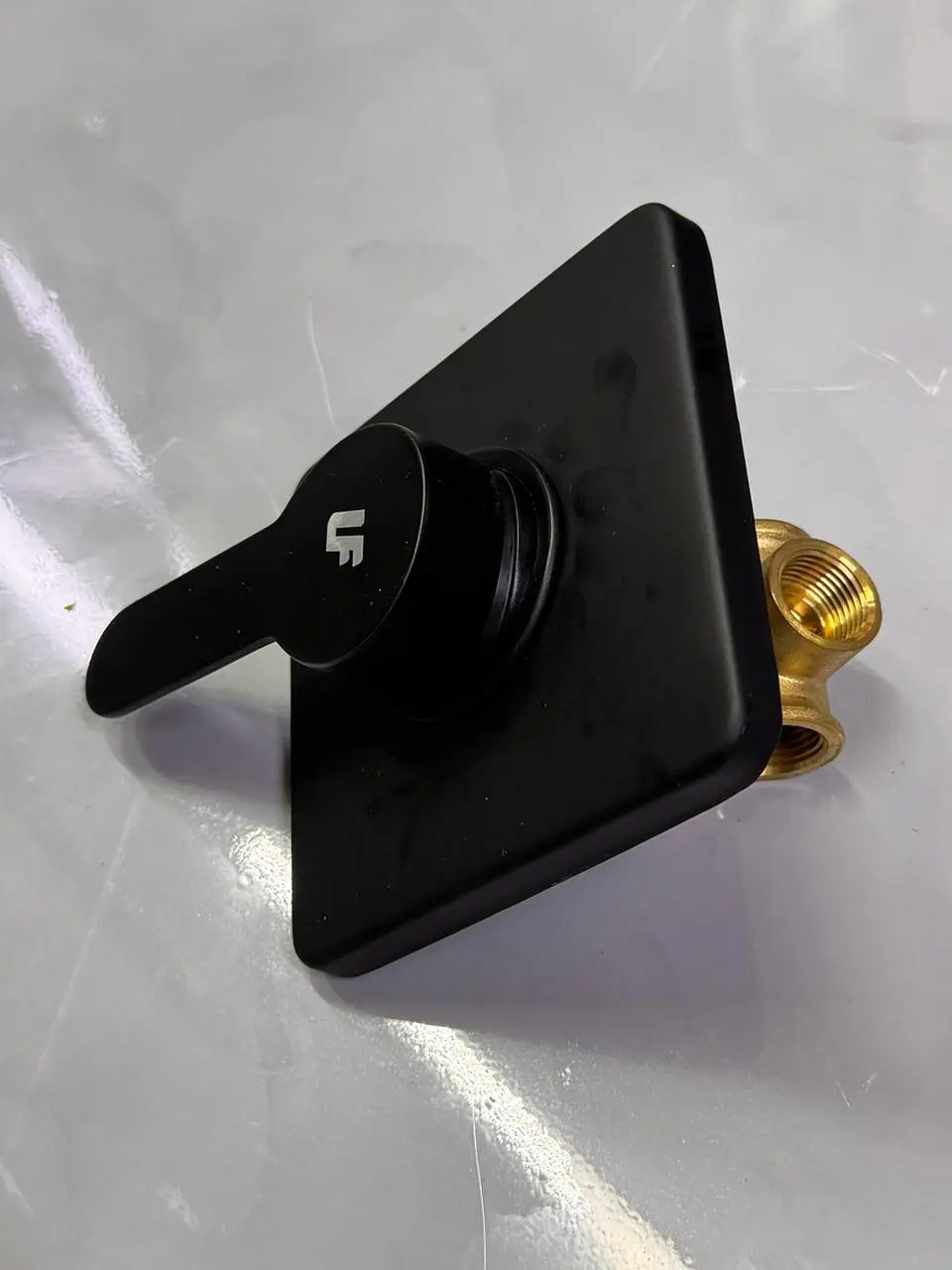 Monocontrol Ducha Cuadradado Mezclador Negro Unifer 3