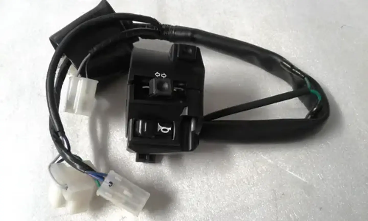 ENS. INTERRUPTOR DE LUZ INTERMITENTE PARA HONDA NAVI 1