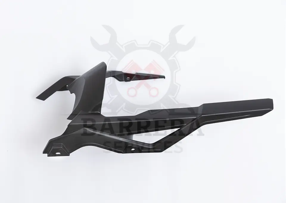 CUBRE CADENA HONDA CB 190 AÑO 2018 1