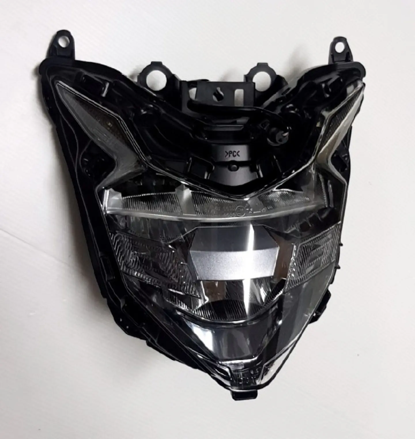 FOCO PRINCIPAL HONDA XRE300 AÑO 2022 1