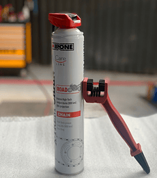 Spray de lubricación de cadena high performance  marca Ipone (750cc) Incluye cepillo de limpieza profesional