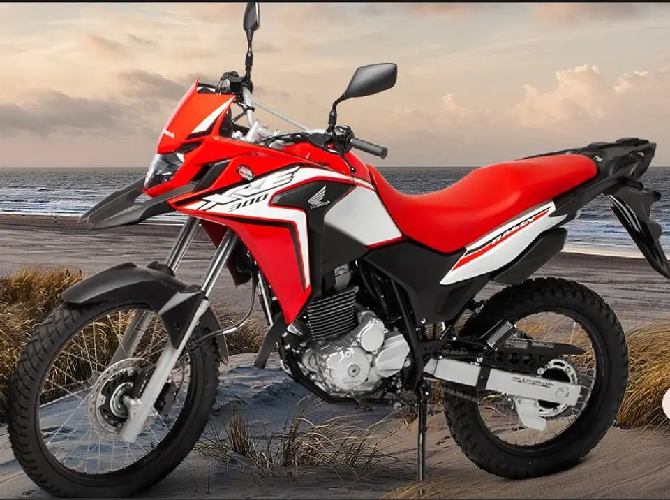 CARENADO DERECHO HONDA XRE300 2