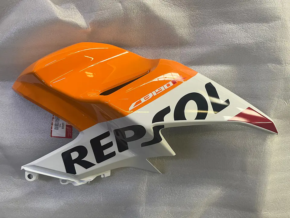 CARENADO SUPERIOR DERECHO HONDA CB 190 REPSOL AÑO 2019-2024 1