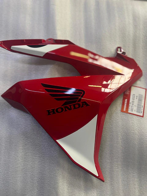 CARENADO INFERIOR DERECHO HONDA CB 190 REPSOL AÑO 2019-2024