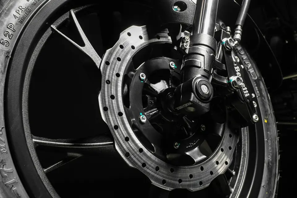 Benelli TNT 150i 5