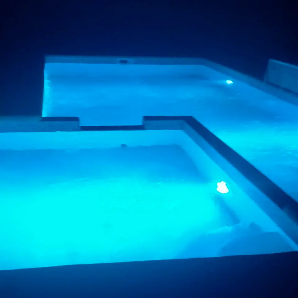 Construcción e Instalación de Piscinas en Fibra y Hormigón: Proyectos Llave en Mano en Chile 11