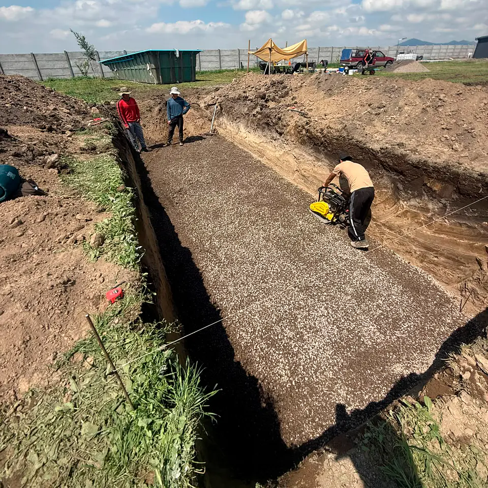 Construcción e Instalación de Piscinas en Fibra y Hormigón: Proyectos Llave en Mano en Chile 3