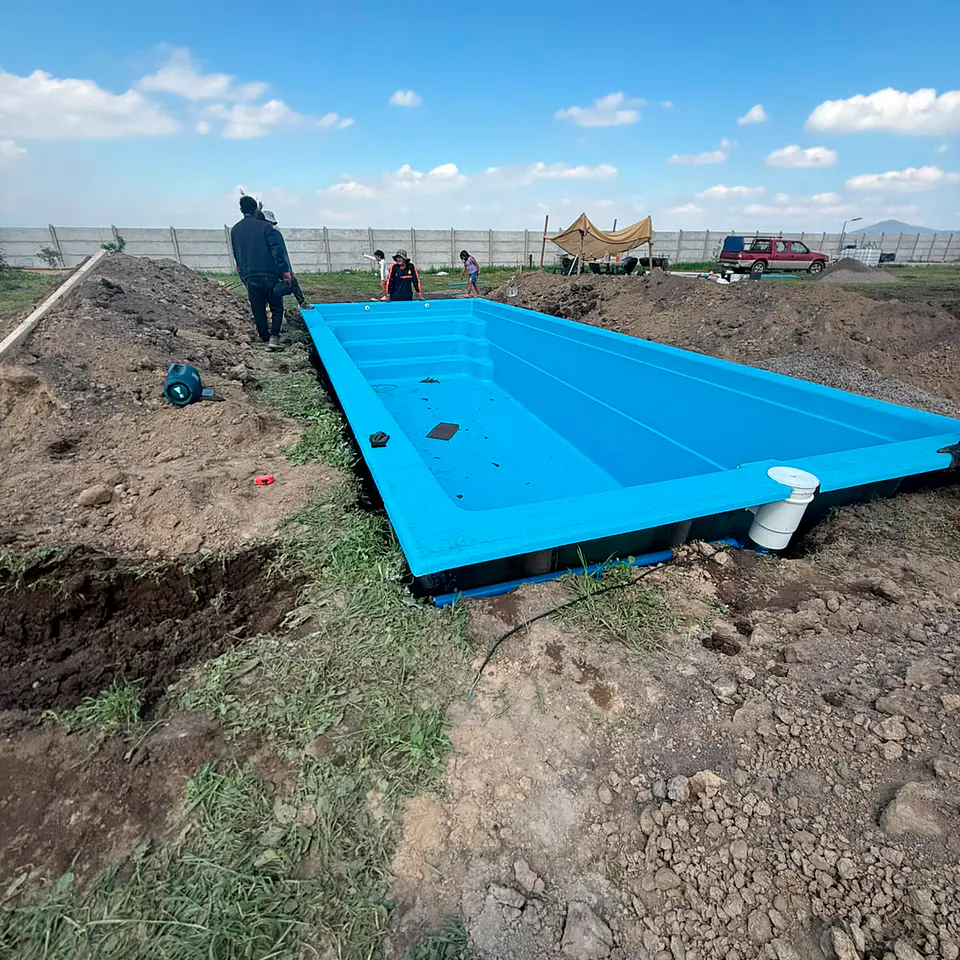 Construcción e Instalación de Piscinas en Fibra y Hormigón: Proyectos Llave en Mano en Chile 7